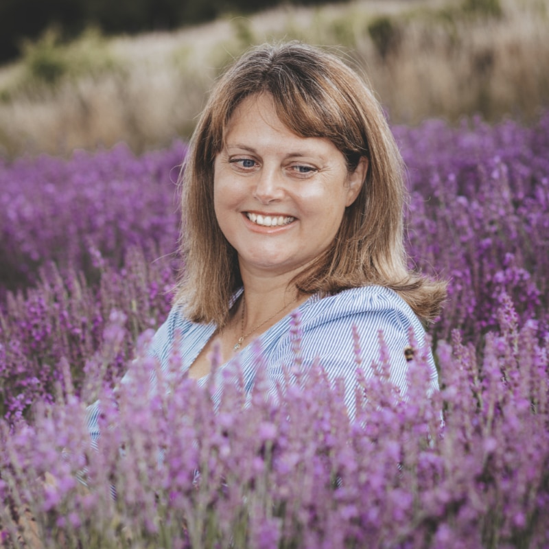 Sam Colverd, aromatherapist and massage therapist in Waltham Chase